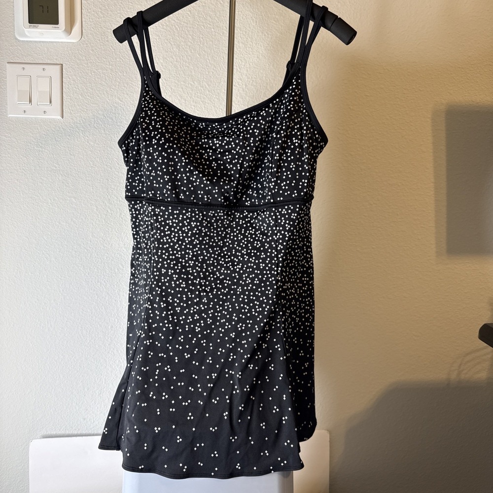 Inches Away Swimsuit One Piece Swim Dress Black & White Polka‎ Dot Size 16